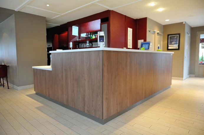 Imagen de los interiores del Hotel Campanile NATURE - Lyon Airport. Foto 15