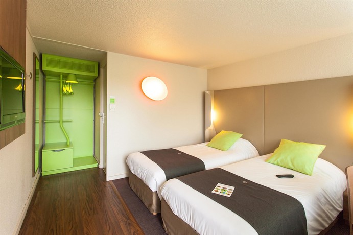 Imagen de la habitación del Hotel Campanile NATURE - Poitiers Sud Aeroport. Foto 15