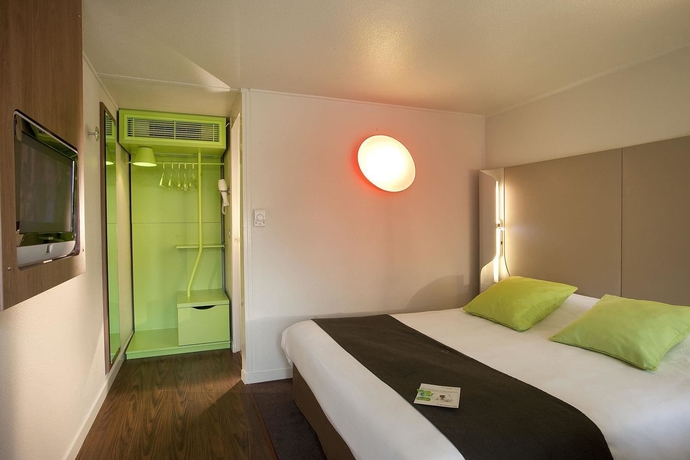 Imagen de la habitación del Hotel Campanile NATURE - Saint-Germain-en-Laye. Foto 8