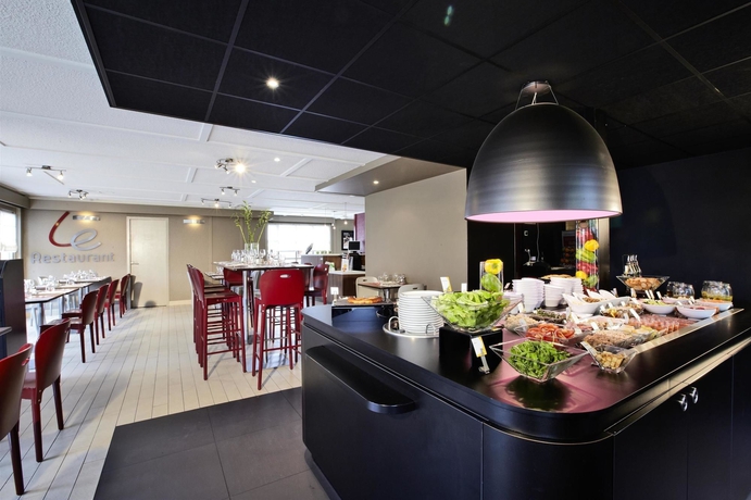 Imagen del bar/restaurante del Hotel Campanile NATURE - Strasbourg Sud Geispolsheim. Foto 7