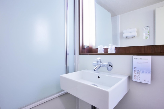 Imagen de la habitación del Hotel Campanile NATURE - Vierzon. Foto 14