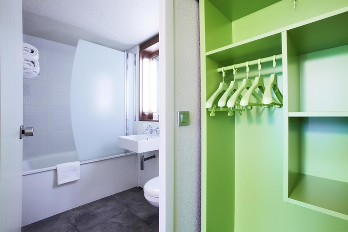 Imagen de la habitación del Hotel Campanile NATURE - Vierzon. Foto 15