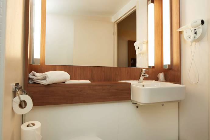 Imagen de la habitación del Hotel Campanile Nantes Centre - Saint Jacques. Foto 9