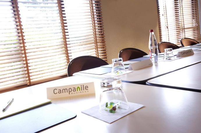 Imagen de los interiores del Hotel Campanile Nature Bordeaux Est Artigues. Foto 14