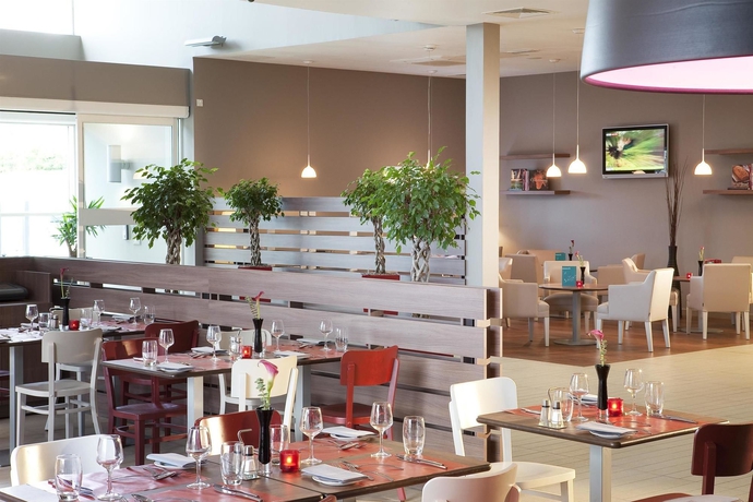 Imagen del bar/restaurante del Hotel Campanile Northampton. Foto 5