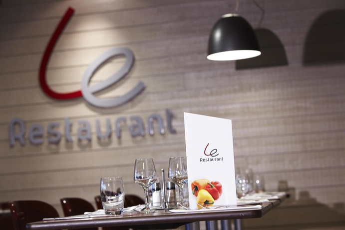 Imagen del bar/restaurante del Hotel Campanile PRIME - Lyon Centre Gare Part Dieu. Foto 7