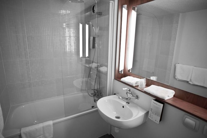 Imagen de la habitación del Hotel Campanile PRIME - Montpellier Est Le Mill&eacute;naire. Foto 19