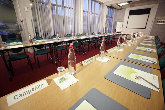 Imagen de los interiores del Hotel Campanile PRIME - Nanterre La D&eacute;fense. Foto 10