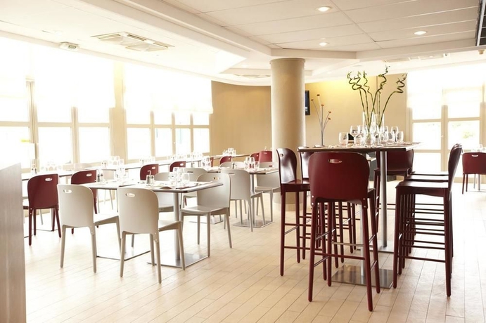 Imagen del bar/restaurante del Hotel Campanile PRIME - Paris Bobigny. Foto 3