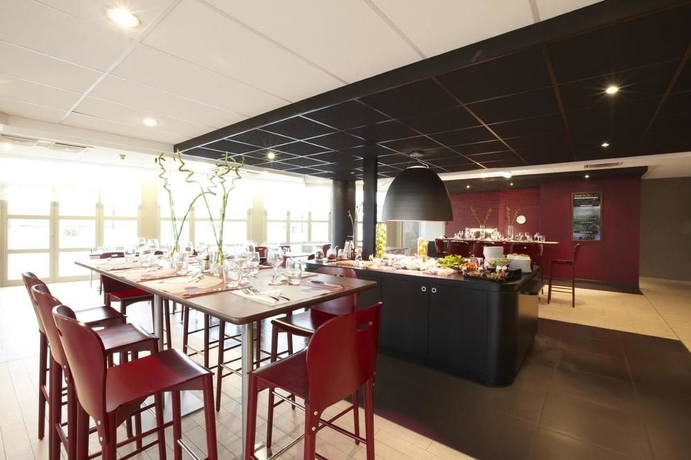 Imagen del bar/restaurante del Hotel Campanile PRIME - Paris Bobigny. Foto 10
