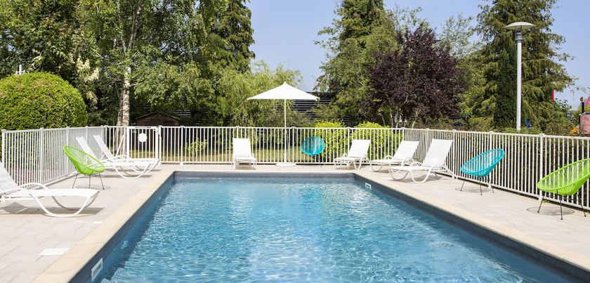 Imagen de la piscina del Hotel Campanile PRIME - Troyes Nord Barberey. Foto 20