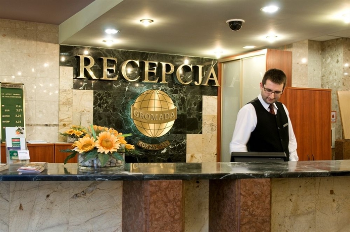 Imagen de los interiores del Hotel Campanile PRIME Warsaw Airport. Foto 14