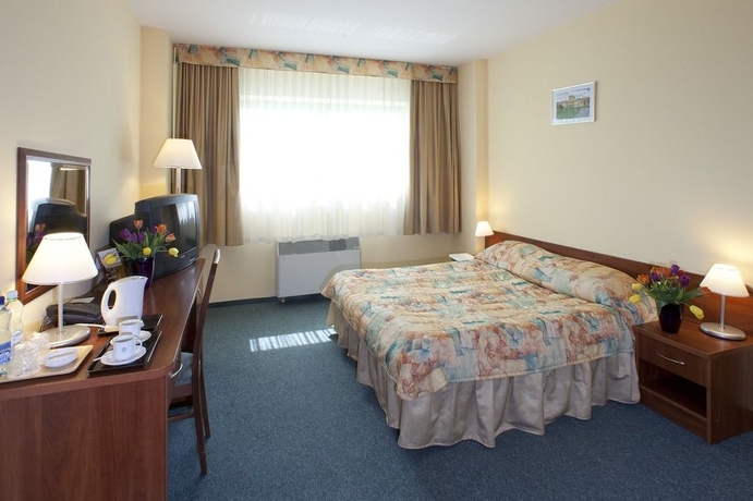 Imagen de la habitación del Hotel Campanile PRIME Warsaw Airport. Foto 10