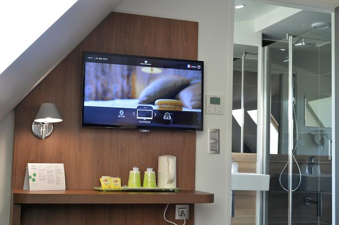 Imagen de la habitación del Hotel Campanile Paris - Clichy Centre. Foto 12