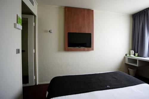 Imagen de la habitación del Hotel Campanile Paris Ouest Chaville. Foto 19