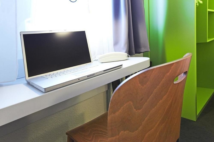 Imagen de la habitación del Hotel Campanile Paris Ouest - Nanterre - La Défense. Foto 5