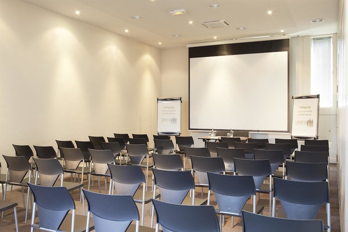 Imagen de los interiores del Hotel Campanile Paris Sud - Porte D'italie. Foto 18