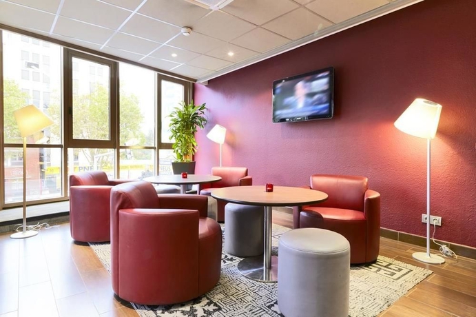 Imagen del bar/restaurante del Hotel Campanile Paris Sud - Porte D'orléans - Arcueil. Foto 2