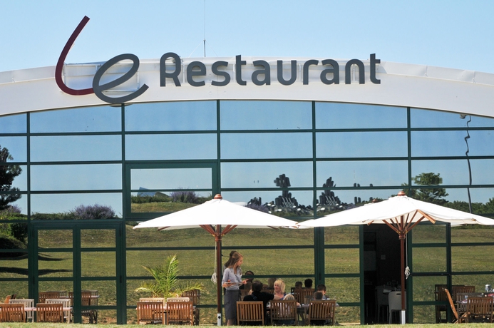 Imagen del bar/restaurante del Hotel Campanile Poitiers - Site Du Futuroscope. Foto 4