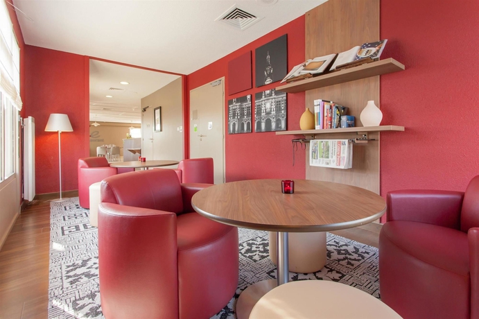 Imagen del bar/restaurante del Hotel Campanile Poitiers Sud - Aéroport. Foto 6