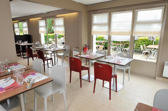 Imagen del bar/restaurante del Hotel Campanile Pont A Mousson. Foto 8
