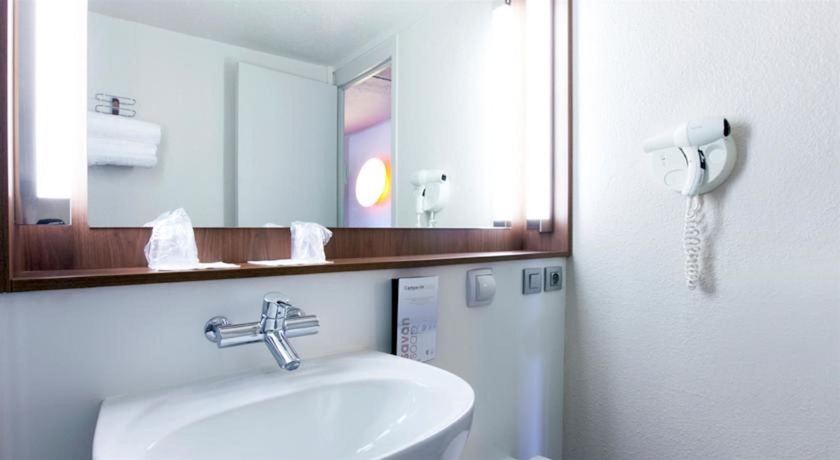 Imagen de la habitación del Hotel Campanile Prime - Aix-en-Provence Sud - Pont de l'Arc. Foto 8