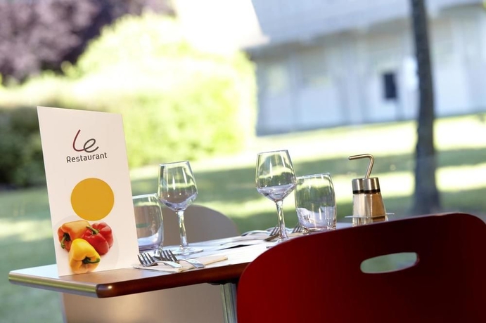 Imagen del bar/restaurante del Hotel Campanile Reims Est - Taissy. Foto 10