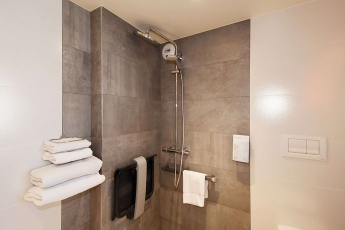 Imagen de la habitación del Hotel Campanile Reims Ouest - Tinqueux. Foto 16