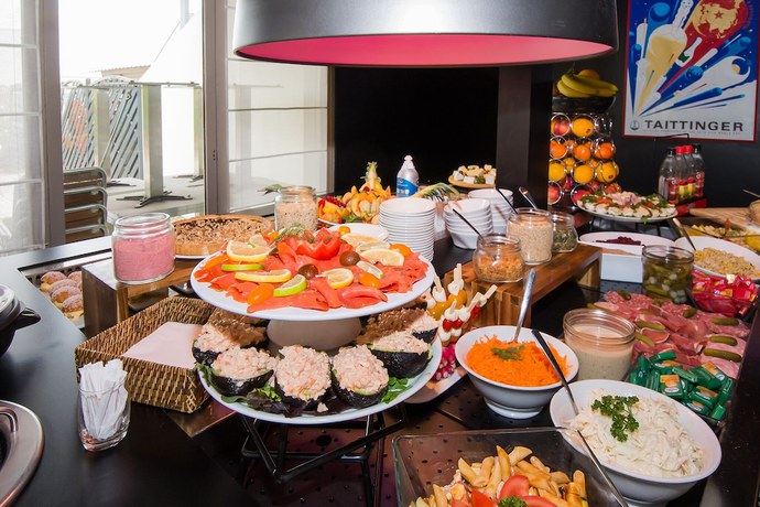 Imagen del bar/restaurante del Hotel Campanile Reims Ouest - Tinqueux. Foto 2