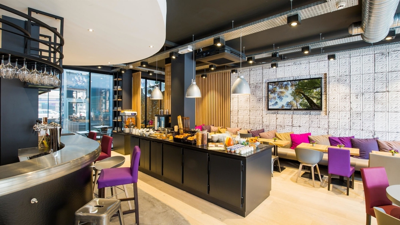 Imagen de los interiores del Hotel Campanile Rennes Centre - Gare. Foto 18