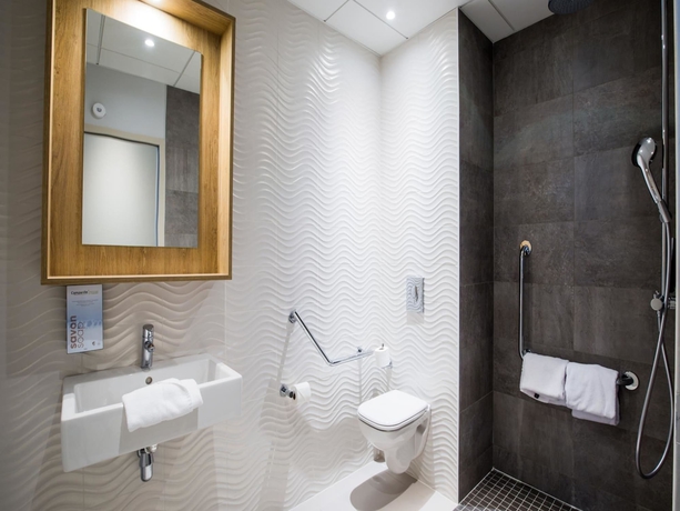 Imagen de la habitación del Hotel Campanile Rennes Centre - Gare. Foto 14