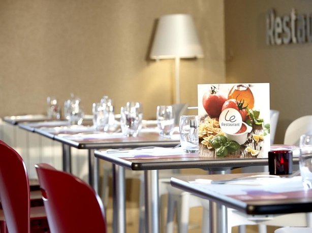 Imagen del bar/restaurante del Hotel Campanile Rennes Ouest Cleunay. Foto 4