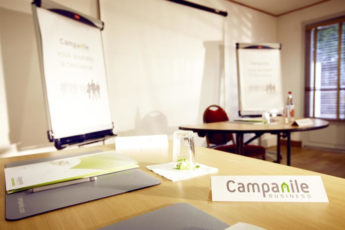 Imagen de los interiores del Hotel Campanile Senlis. Foto 16