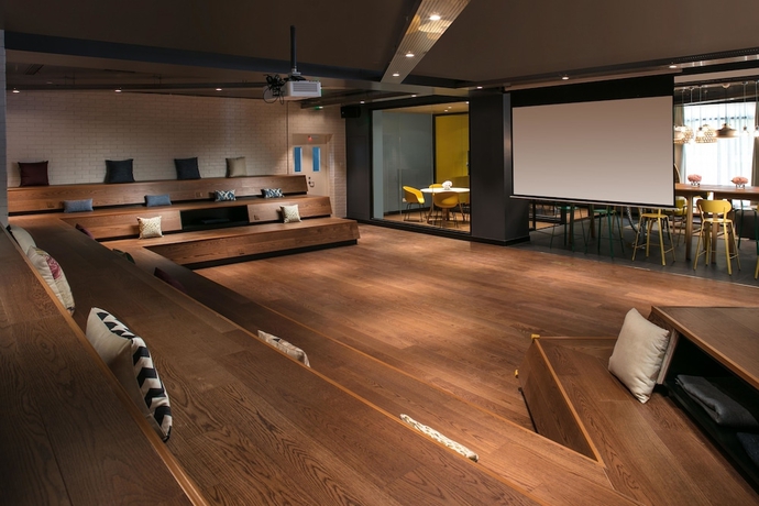 Imagen de los interiores del Hotel Campanile Shanghai Jing An. Foto 15