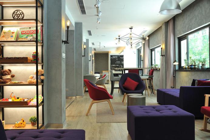 Imagen de los interiores del Hotel Campanile Shanghai Natural History Museum. Foto 8