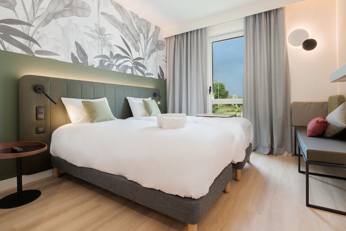 Imagen de la habitación del Hotel Campanile Smart Lyon Est - Eurexpo Bron Aviation. Foto 6