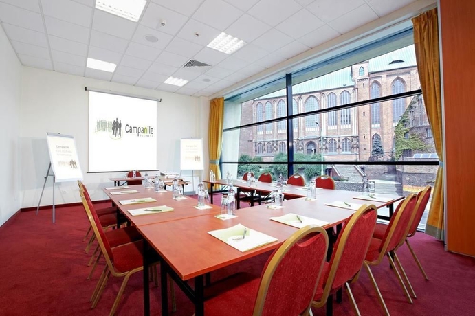 Imagen de los interiores del Hotel Campanile Szczecin. Foto 11