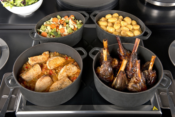 Imagen del bar/restaurante del Hotel Campanile Taverny. Foto 3