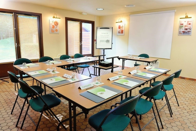 Imagen de los interiores del Hotel Campanile Thiers. Foto 19