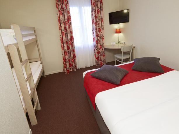 Imagen de la habitación del Hotel Campanile Val de France. Foto 5