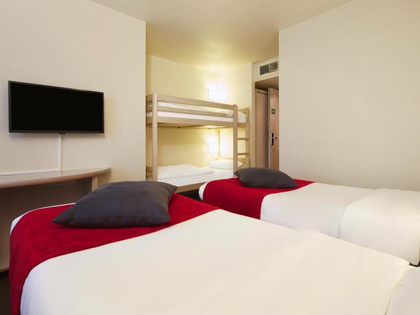 Imagen de la habitación del Hotel Campanile Val de France. Foto 12