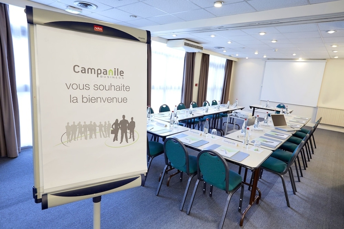 Imagen de los interiores del Hotel Campanile Valenciennes Ouest - Petite Foret. Foto 15