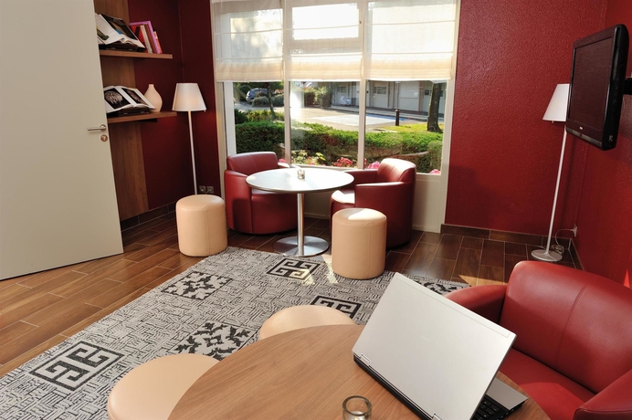 Imagen del bar/restaurante del Hotel Campanile Vannes. Foto 2