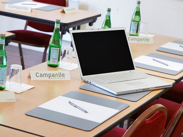 Imagen de los interiores del Hotel Campanile Versailles - Buc. Foto 10