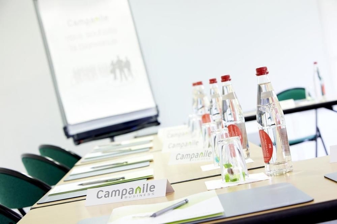 Imagen de los interiores del Hotel Campanile Villejust - Za Courtaboeuf. Foto 15