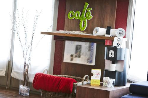 Imagen general del Hotel Campanile Villennes Sur Seine - Poissy. Foto 6