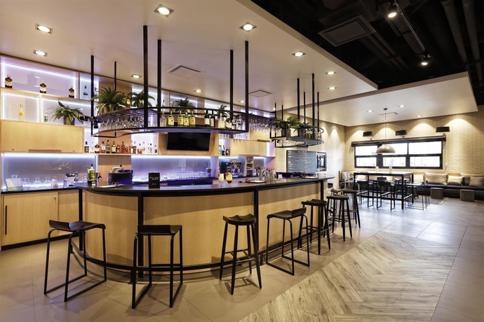 Imagen del bar/restaurante del Hotel Campanile - Warszawa Varsovie. Foto 5