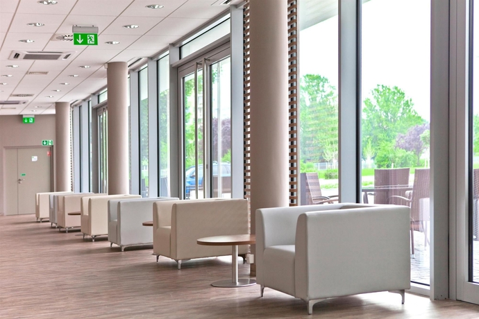 Imagen de los interiores del Hotel Campanile Wroclaw Centrum. Foto 8