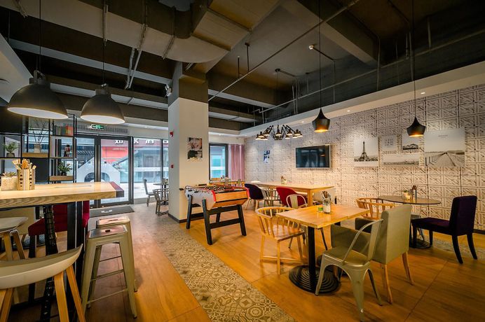 Imagen del bar/restaurante del Hotel Campanile Xuzhou East Station. Foto 4