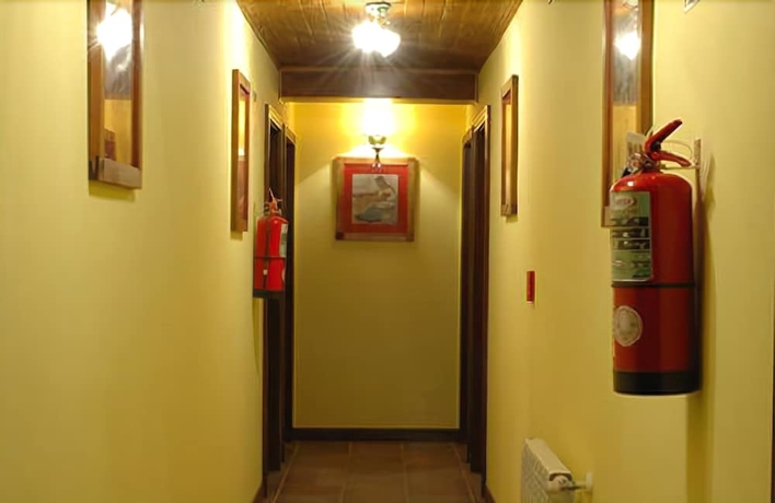 Imagen de los interiores del Hotel Campanilla. Foto 19